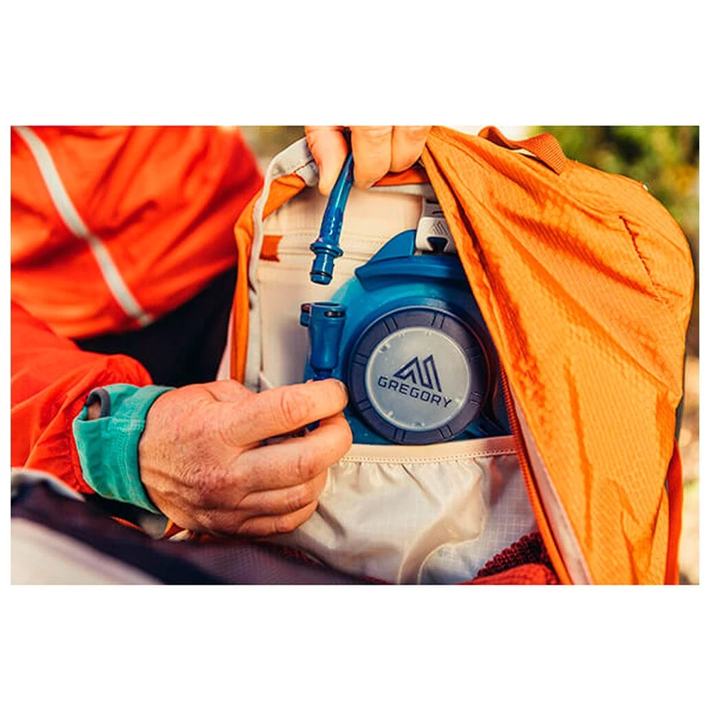 Poche à Eau Gregory 3D Hydro 2L Reservoir Optic Blue 12 Poche à Eau Gregory 3D Hydro 2L Reservoir Optic Blue – Image 10